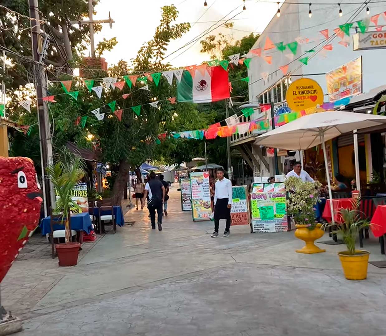 Todo sobre la Avenida Tulum en Cancun - VIAJESREBAJADOS.com